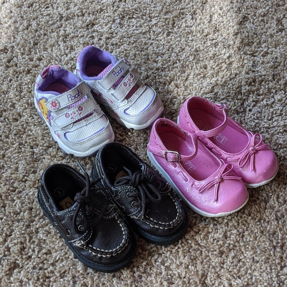 3 pairs of girls shoes, Sz 3 & 4